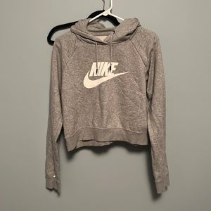 Cropped Nike hoodie